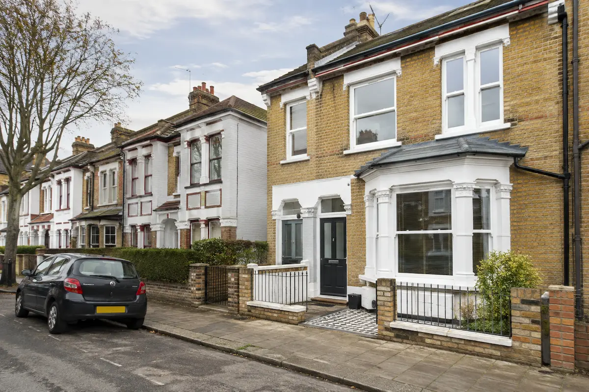 Bridge-to-let finance for UK residential investment property